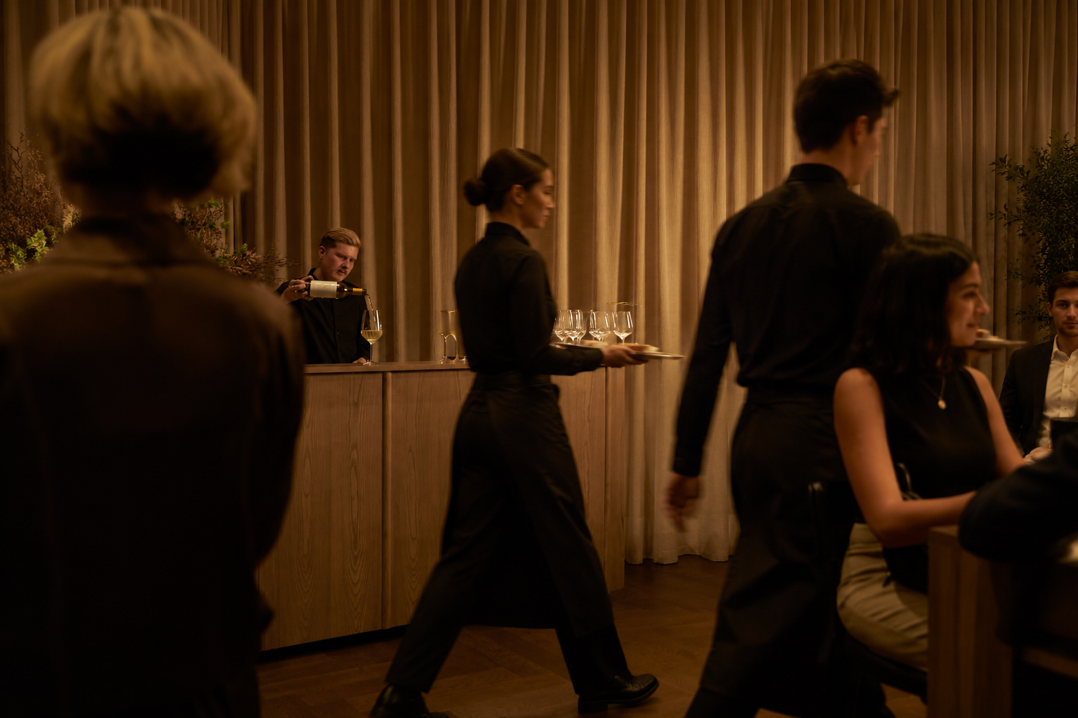 Banner Waiter